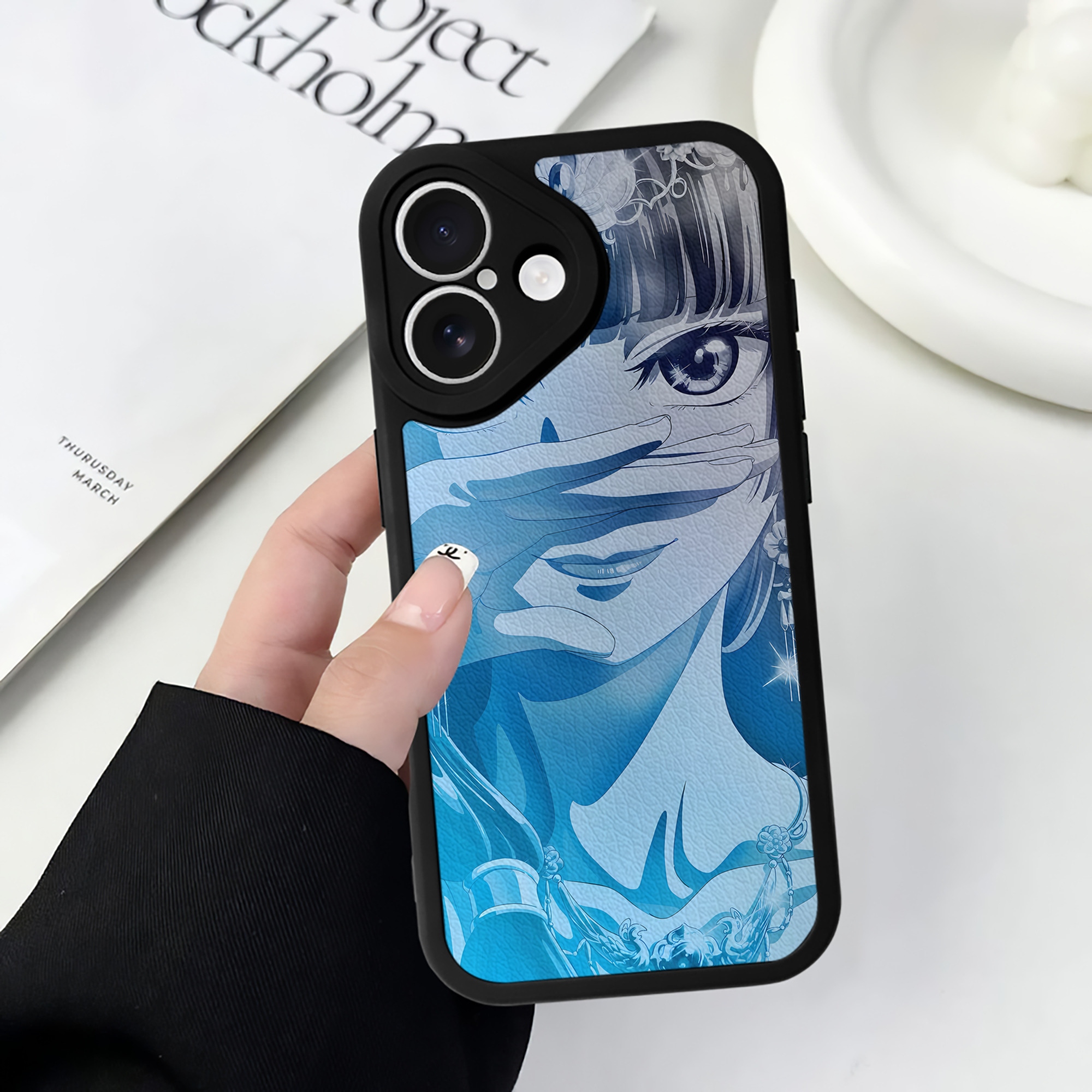 （画像用） 薬屋のひとりごと The Apothecary Diaries 【iPhone 16シリーズ対応】シリコンスマホケース（レザー調） 材質：シリコン